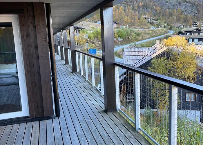 In-ski Out And True Mountain Charm Apartment